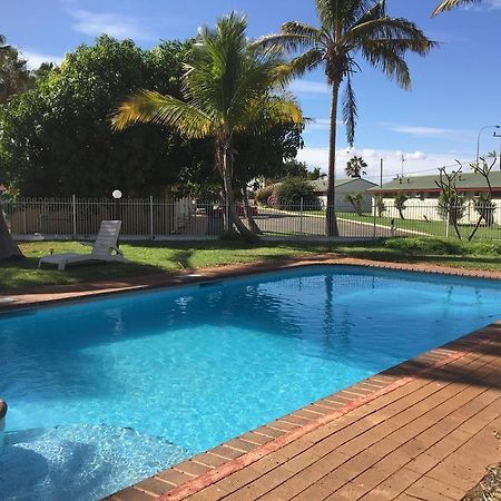 Carnarvon Gateway Motel Exterior foto